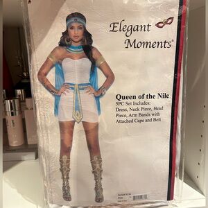 Queen of the Nile new 5pc set 💙